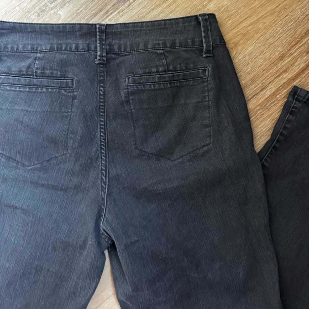 Croft & Barrow Black Women's Jeans - Picture 6 of 6